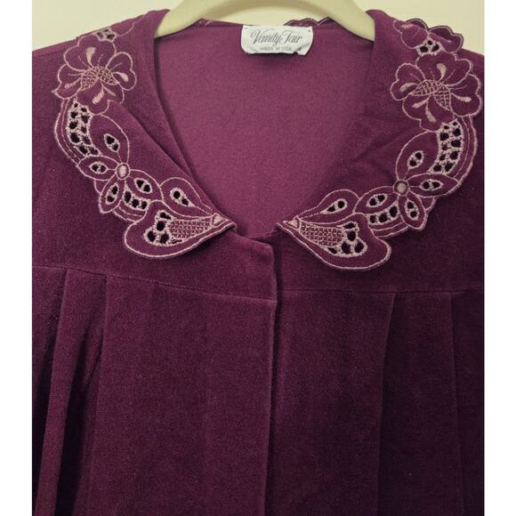 Vtg Vanity Fair S Purple Velvet Velour Robe Housecoat Lightweight Snap Pockets - Picture 2 of 11